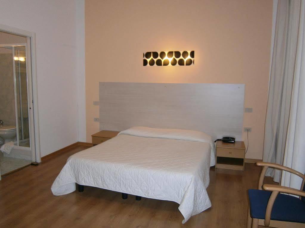 Hotel Alabarda Trieste Værelse billede